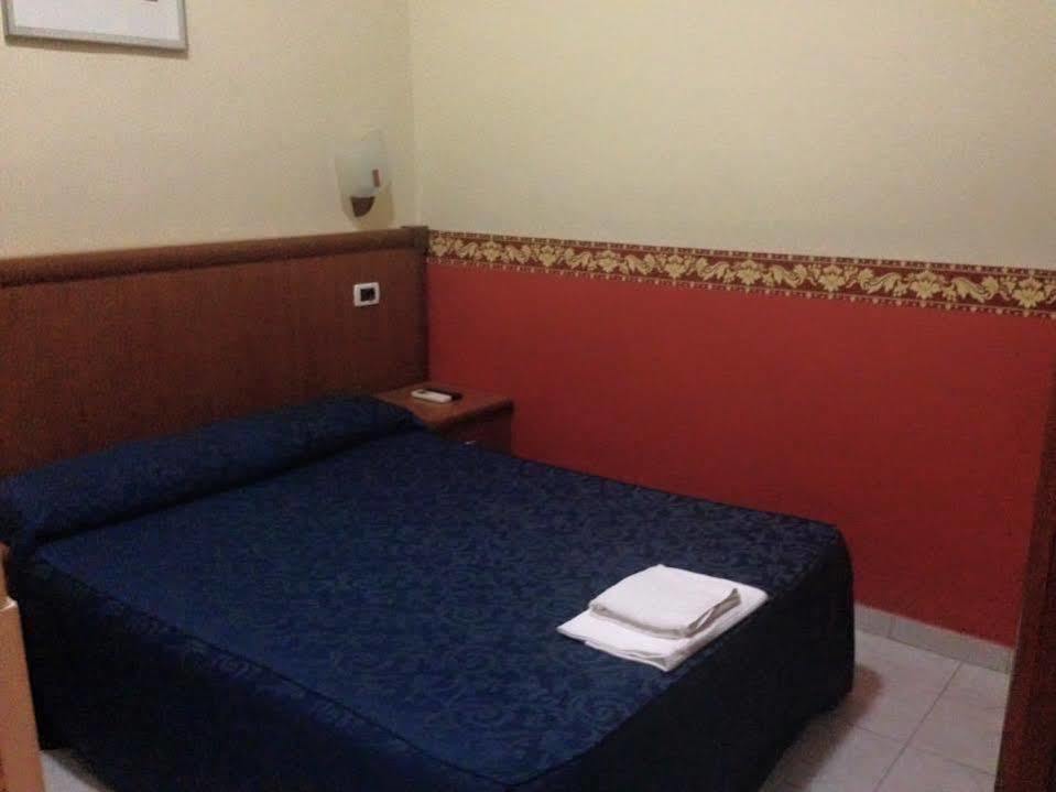 Les Artes Hotel Rome Luaran gambar